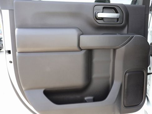 Used 2024 GMC Sierra 2500 Pro image 16