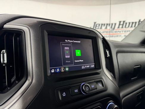 Used 2025 Chevrolet Silverado 1500 Custom Trail Boss AWD/4WD image 18