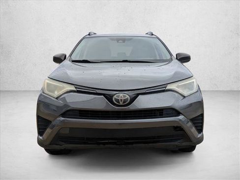 Used 2017 Toyota RAV4 LE image 2