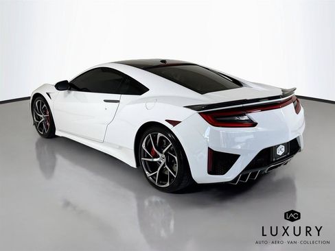 Used 2020 Acura NSX AWD/4WD image 8