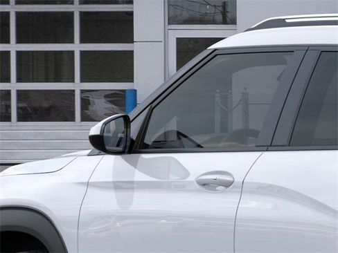 New 2026 Chevrolet TrailBlazer LT w/ LPO, Blackout Package image 12