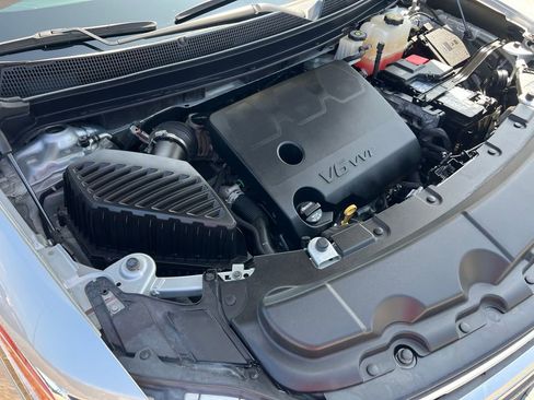 Used 2019 Chevrolet Traverse LT w/ LPO, Floor Liner Package image 47