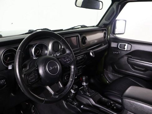 Used 2021 Jeep Wrangler Unlimited Sport image 23