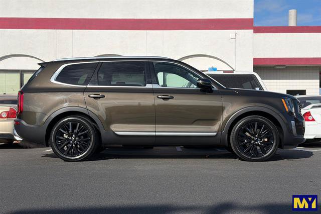 Used 2020 Kia Telluride SX w/ SX Prestige Package AWD/4WD image 3