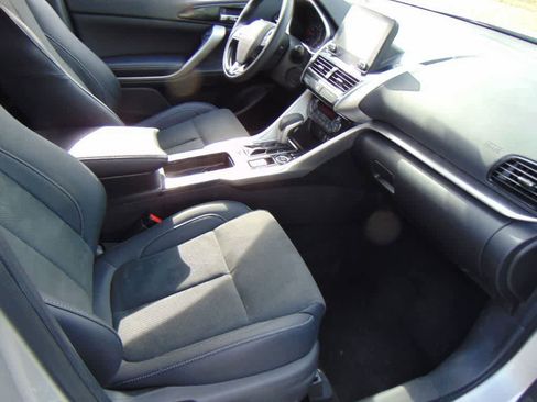 Used 2025 Mitsubishi Eclipse Cross SE image 5