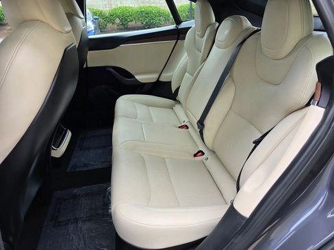 Used 2023 Tesla Model S AWD/4WD image 12