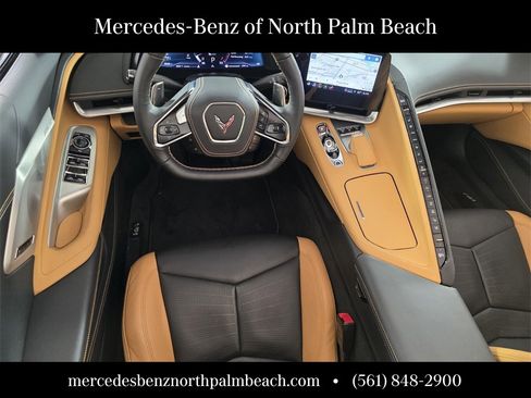 Used 2022 Chevrolet Corvette Stingray Premium Conv w/ Z51 Performance Package image 12