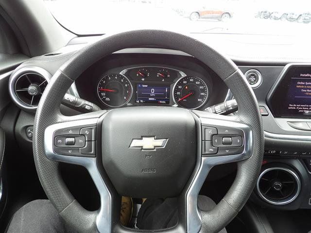 Certified 2022 Chevrolet Blazer LT w/ Redline Edition AWD/4WD image 17