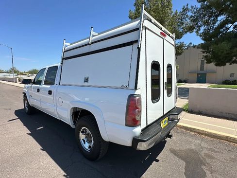 Used 2006 Chevrolet Silverado 1500 LT RWD image 2