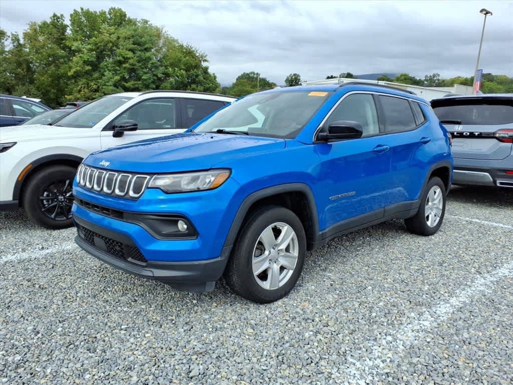 Used 2022 Jeep Compass Latitude AWD/4WD image 1