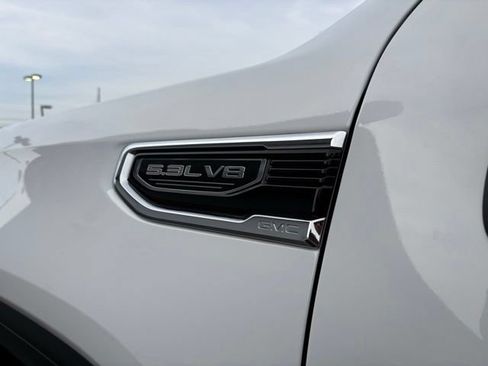 Used 2023 GMC Sierra 1500 SLT w/ SLT Premium Plus Package AWD/4WD image 14