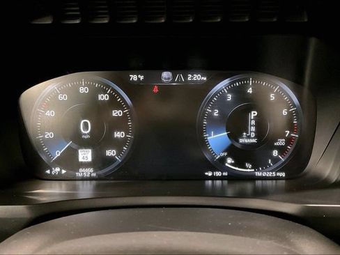 Used 2019 Volvo XC90 T5 Momentum w/ Multimedia Package AWD/4WD image 22