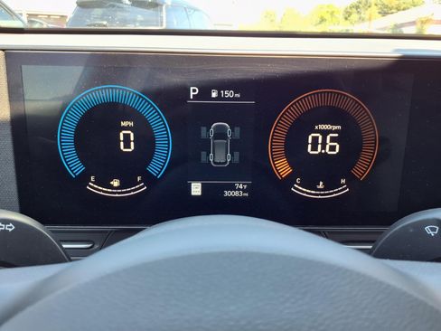 Used 2025 Hyundai Kona SEL AWD/4WD image 14