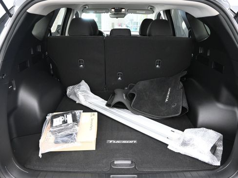 Certified 2022 Hyundai Tucson SEL AWD/4WD image 23
