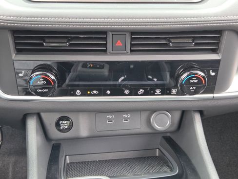 New 2026 Nissan Rogue SV image 19