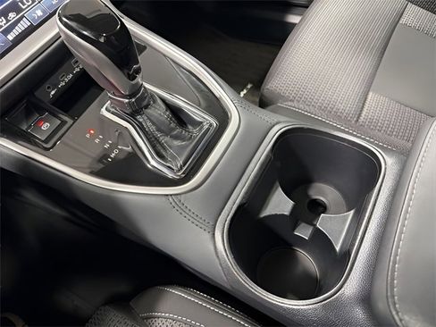 Used 2023 Subaru Outback Premium image 22