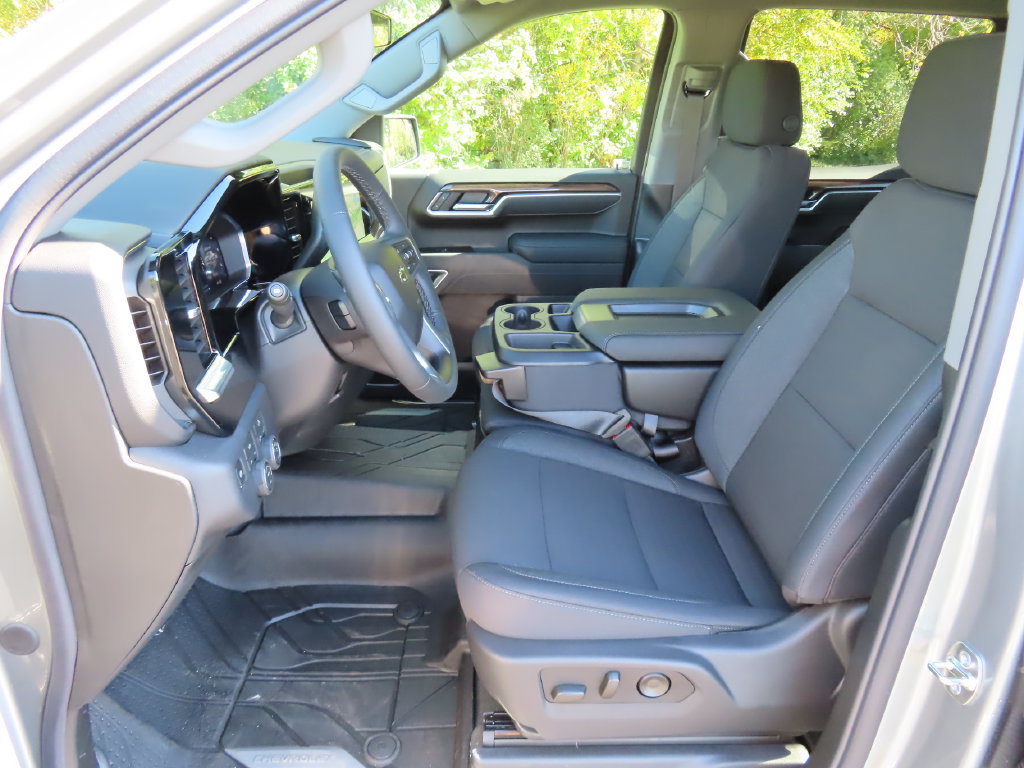 New 2026 Chevrolet Silverado 1500 RST w/ RST Select Package AWD/4WD image 24