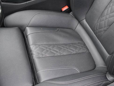 Used 2023 BMW 530e xDrive w/ Executive Package image 11