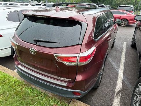 Used 2015 Toyota Highlander Limited Platinum AWD/4WD image 11