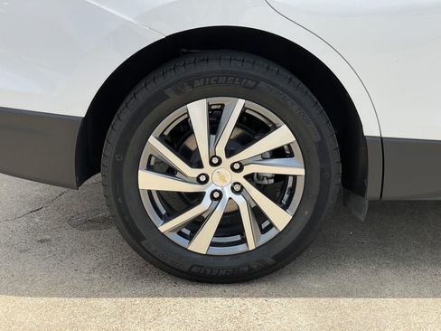 Used 2024 Chevrolet Equinox LT FWD image 51