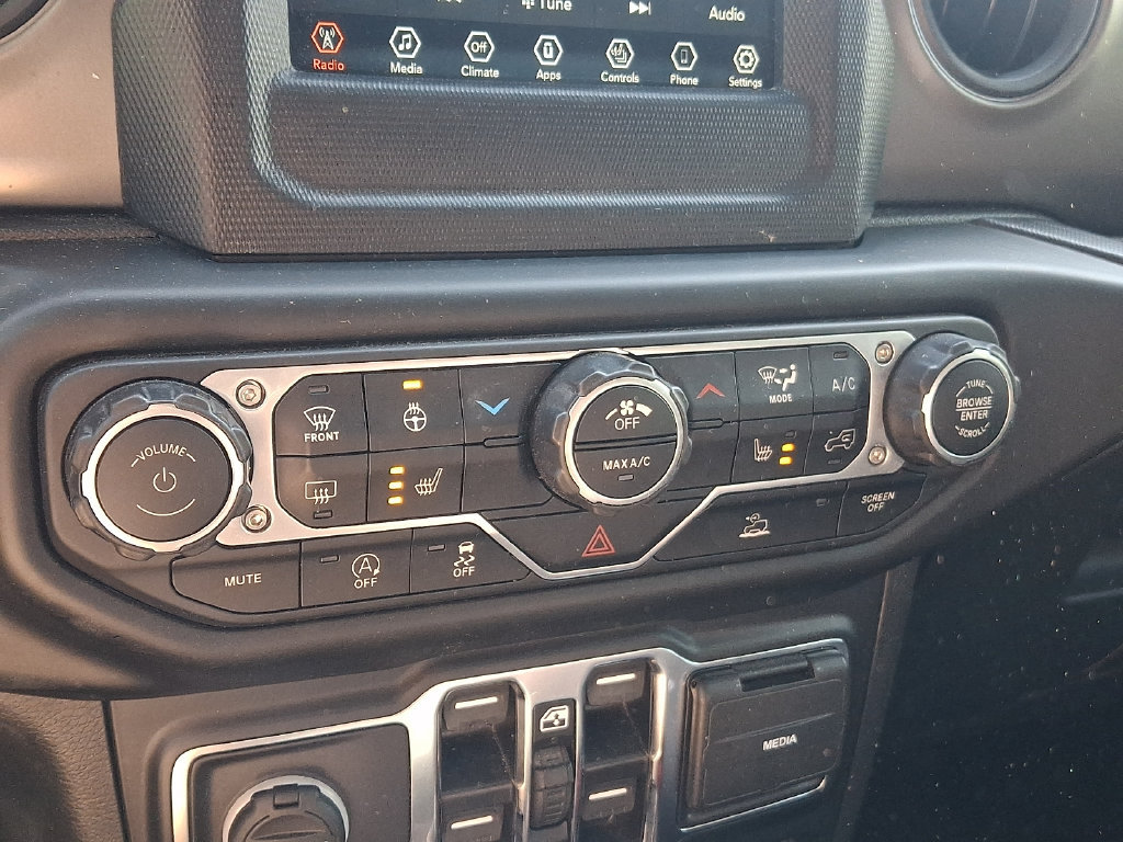 Used 2022 Jeep Wrangler Unlimited Sport AWD/4WD image 18
