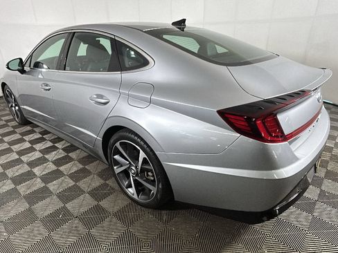 Used 2021 Hyundai Sonata SEL Plus w/ Preferred Accessory Package FWD image 5