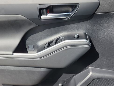 New 2026 Toyota Highlander XLE AWD/4WD image 22