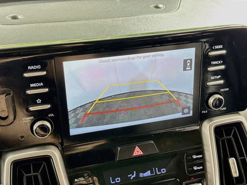 Used 2021 Kia Sorento S w/ Panoramic Sunroof Package AWD/4WD image 3