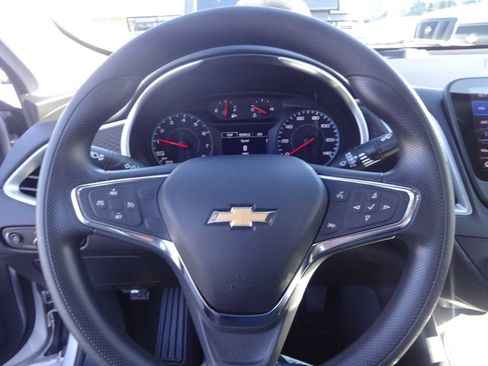 Used 2021 Chevrolet Malibu LS image 15