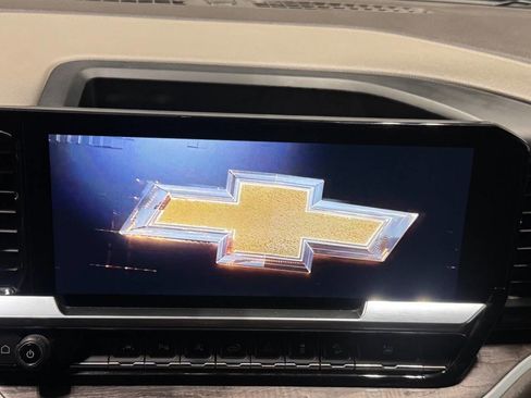 Used 2022 Chevrolet Silverado 1500 LTZ w/ LTZ Convenience Package II image 25