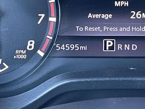 Used 2020 Nissan Titan PRO-4X w/ Pro-4x Convenience Package image 39