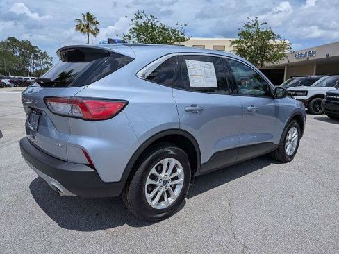 Certified 2022 Ford Escape SE w/ Convenience Package AWD/4WD image 3