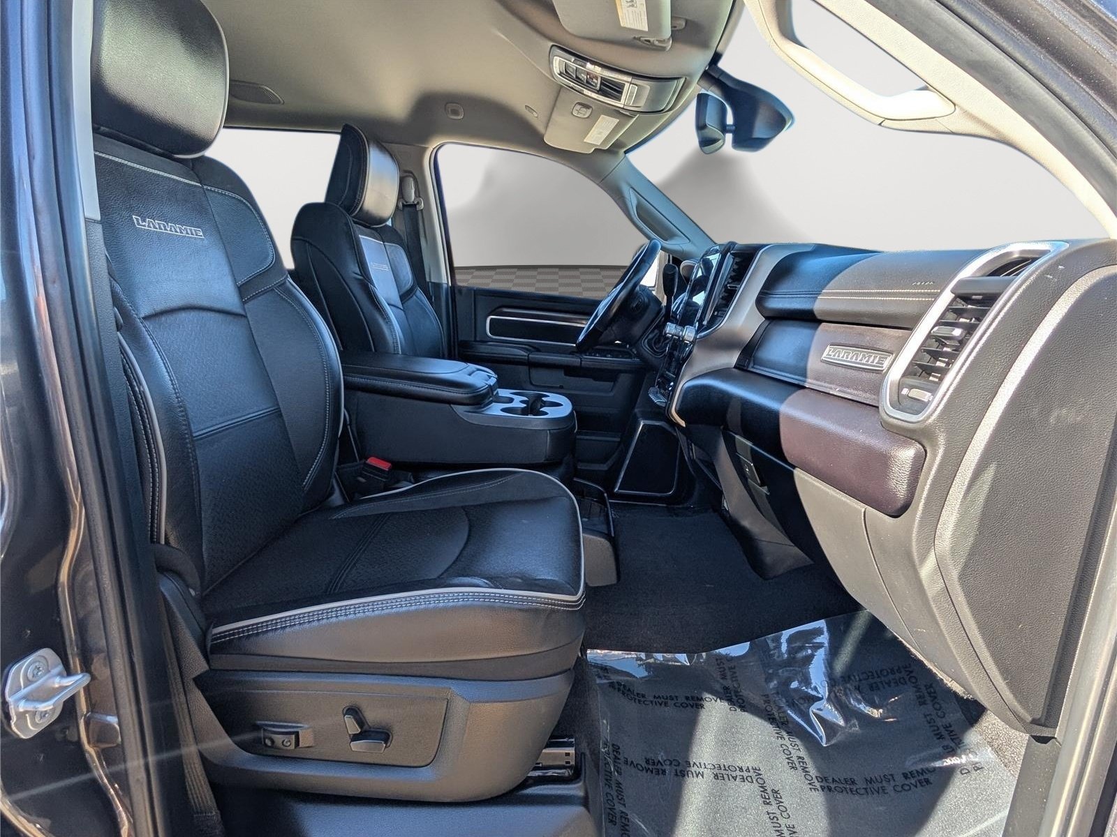 Used 2023 RAM 3500 Laramie AWD/4WD image 14