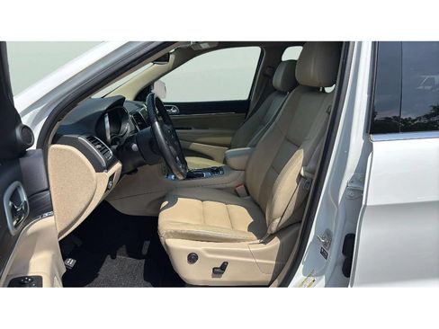 Used 2021 Jeep Grand Cherokee Limited AWD/4WD image 11