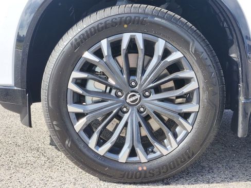 New 2026 Nissan Rogue Platinum w/ Tech Package AWD/4WD image 7