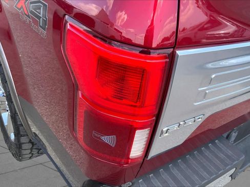 Used 2018 Ford F150 King Ranch w/ Equipment Group 601A Luxury AWD/4WD image 28