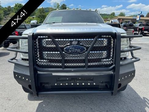 Used 2016 Ford F250 Platinum AWD/4WD image 6