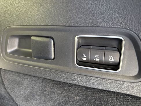 New 2026 Mercedes-Benz GLS 450 4MATIC image 29