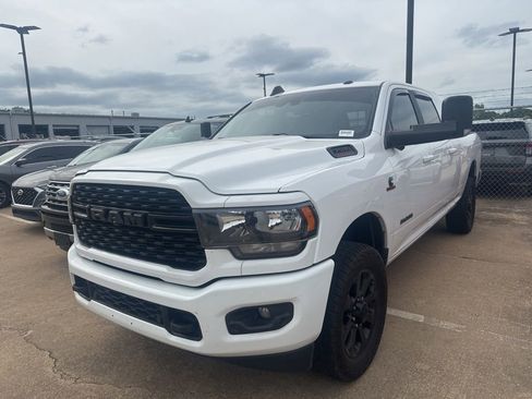 Used 2022 RAM 3500 Big Horn w/ Level B Equipment Group AWD/4WD image 7