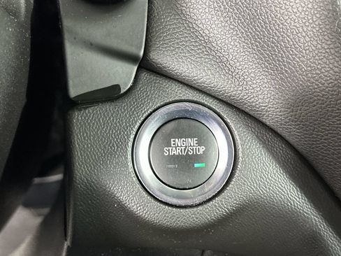 Used 2019 Chevrolet Equinox LT FWD image 20