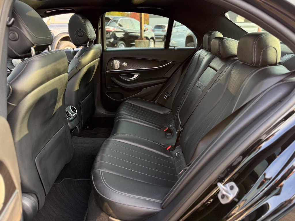 Used 2023 Mercedes-Benz E 450 4MATIC Sedan image 15