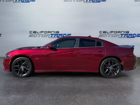 Used 2019 Dodge Charger R/T w/ Cold Weather Package image 8