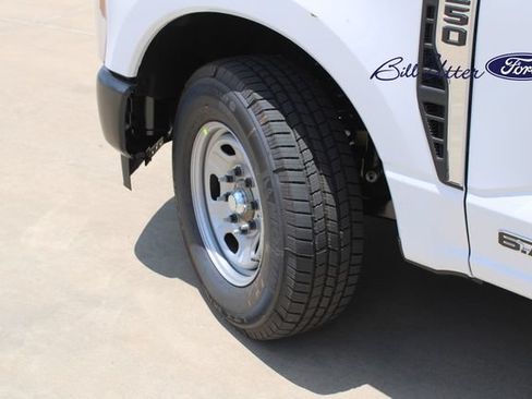 New 2026 Ford F250 XL w/ Camper Package RWD image 5
