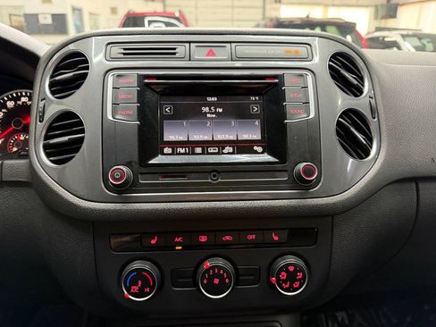 Used 2016 Volkswagen Tiguan S AWD/4WD image 27