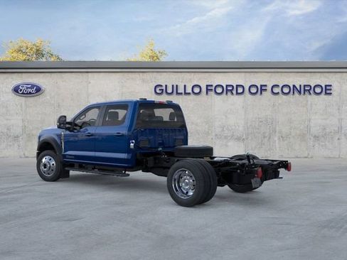 New 2026 Ford F550 4x4 Crew Cab image 4