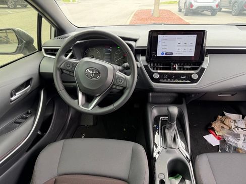 Used 2024 Toyota Corolla SE FWD image 19