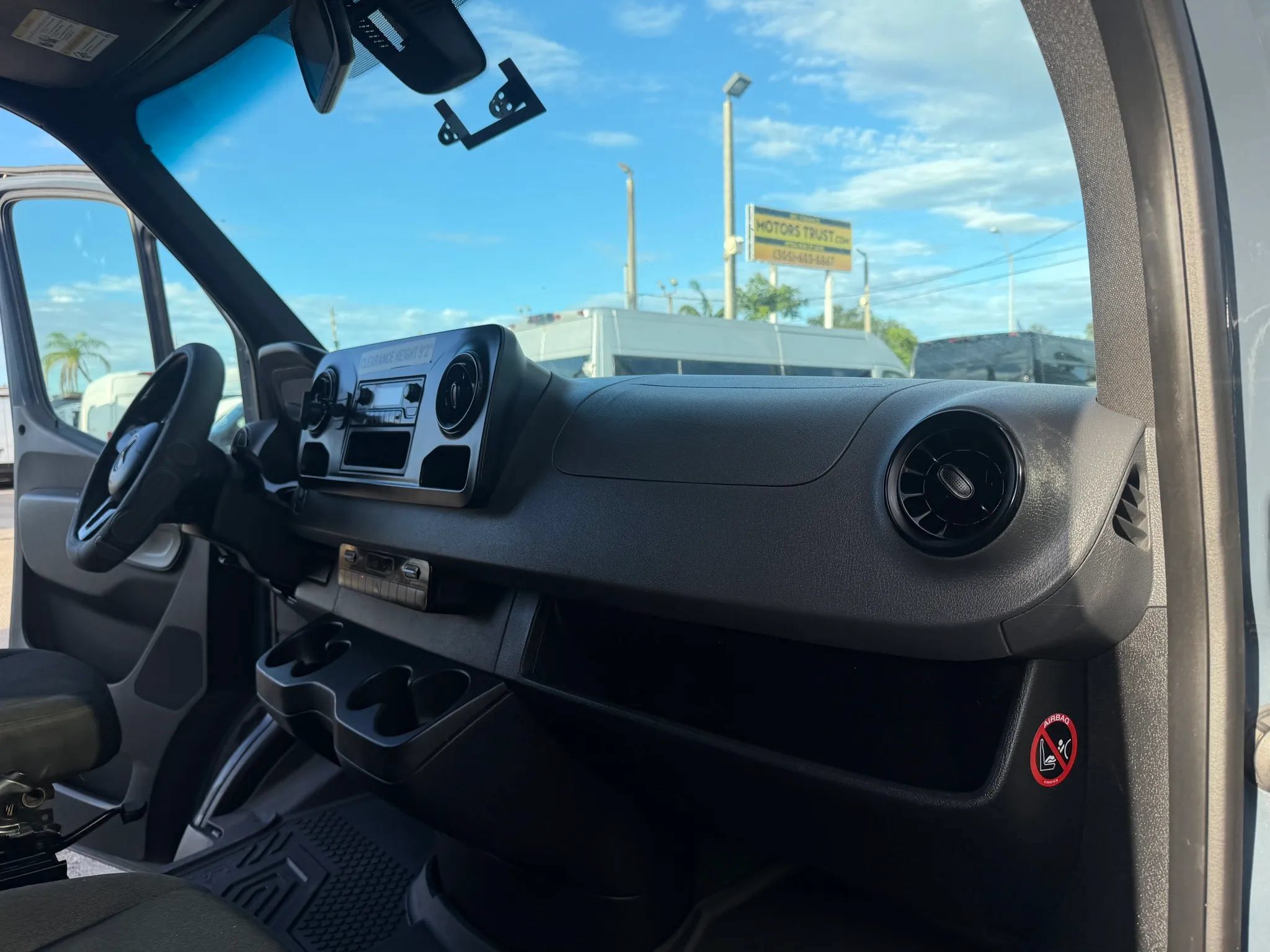 Used 2019 Mercedes-Benz Sprinter 170 image 15