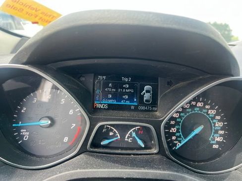 Used 2015 Ford Escape SE w/ Equipment Group 201A FWD image 21