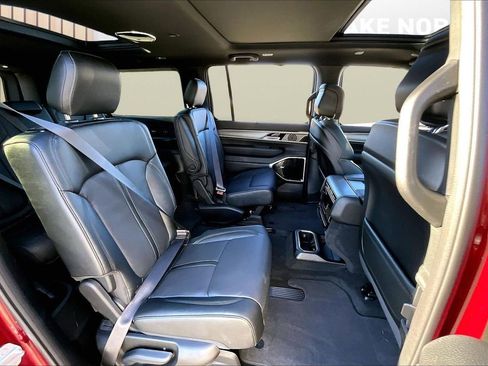 New 2026 Jeep Grand Wagoneer L Limited image 23