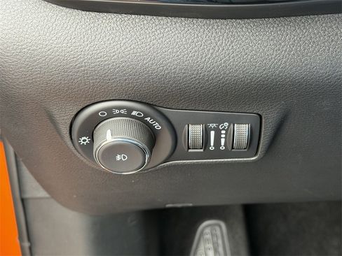 New 2026 Jeep Compass Latitude image 10